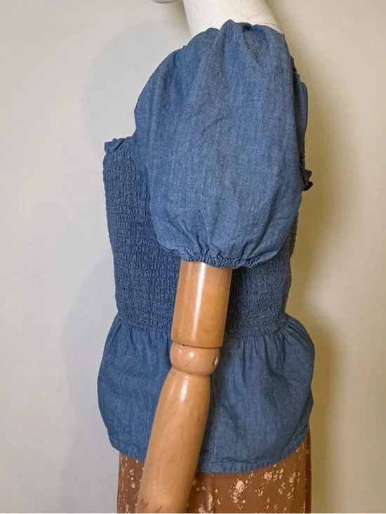 J.Crew Denim Smocked Crop Top Size 2X EUC - Picture 5 of 10